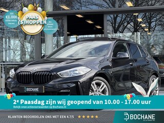 BMW 118i Business Edition Automaat 136PK | M-Sport | Panoramadak | Navigatie | Achteruitrijcamera | Stoelverwarming
