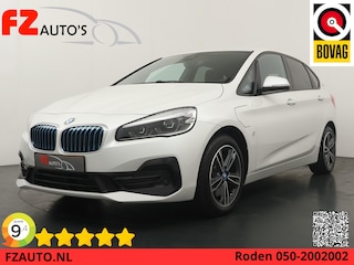 BMW 2-serie Tourer 225xe iPerformance Executive - Navigatie - Stoelverwarming - Camera - Trekhaak