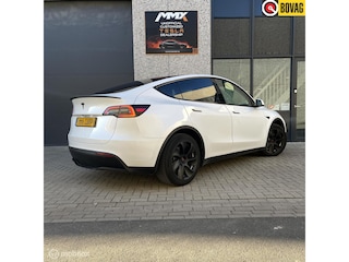Tesla Model Y + MMX PACK + IAP + Trekhaak