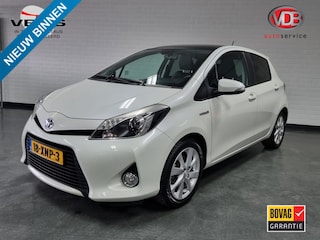 Toyota Yaris 1.5 Full Hybrid Dynamic / Pano