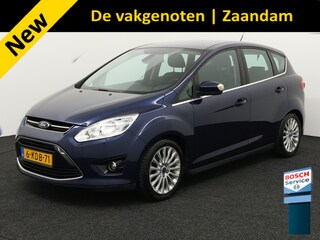 Ford C-MAX 1.6 EcoBoost Titanium Trekhaak, Bluetooth, Cruise control, Parkeersensor achter, Start/stop systeem, Verwarmde voorruit, Buitenspiegels elektrisch verstel- en verwarmbaar, Lichtmetalen velgen 16 De Ford C‑Max 1.6 EcoBoost Titanium is een comfortabele en ruime gezinsauto met een krachtige 1.6-liter EcoBoost benzinemotor. Dankzij de handgeschakelde versnellingsbak rijdt de auto soepel