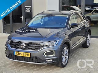Volkswagen T-Roc 1.5 TSI Style Business Carplay Cam Stoelvw LM18