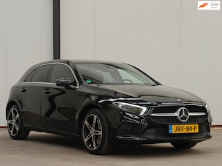 Mercedes-Benz A-klasse 250e Luxury Line|EL Trekhaak|SOH 100%|DCC|Navi|Lane Assist|Camera