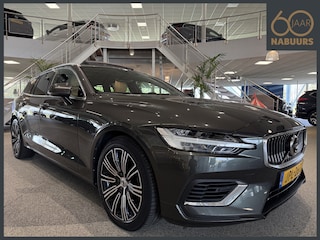 Volvo V60 2.0 T6 Twin Engine AWD Inscription, Pano, Trekhaak, Adaptive cruise