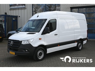 Mercedes-Benz Sprinter 317 CDI L2H2 Pro MBUX Navigatie, Geveerde stoel, Winterpakket, Etc.