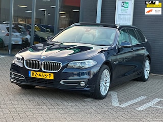BMW 5-serie Touring 520i Luxury Edition/2E EIG/CAMERA/PANO-DAK/LEDER/NVAI/NETTE STAAT!!