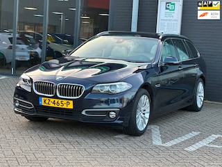 BMW 5-serie Touring 520i Luxury Edition/2E EIG/CAMERA/PANO-DAK/LEDER/NVAI/NETTE STAAT!!