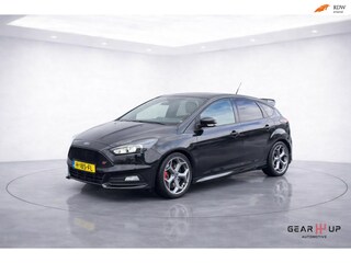 Ford Focus 2.0 ST 250 PK! LEER|KEYLESS|CRUISE|CLIMA|NAVI|