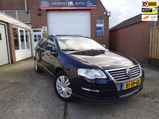 Volkswagen Passat Variant 2.0 FSI Highline Business, Navigatie, Clima, Stoelverwarming