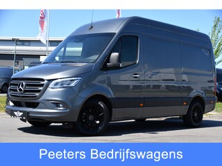 Mercedes-Benz Sprinter 319 V6 3.0 CDI L2H2 PB Edition Adaptieve Cruise, Camera, Carplay, LED, 3500kg Trekhaak, LED, Stoelverwarming, NAVI, Virtual, Uniek!