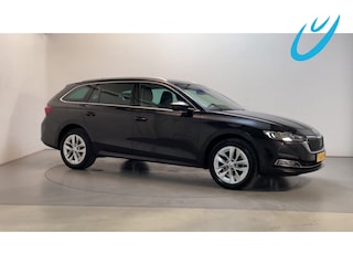 Skoda Octavia Combi 1.5 e-TSI 150pk DSG Business Edition Plus Parkeersensoren Virtual Cockpit Navigatie DAB+