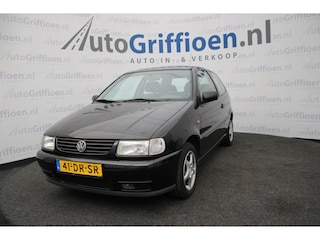 Volkswagen Polo 1.6 keurige hatchback met schuifdak