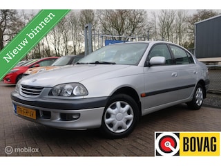 Toyota Avensis 1.6 AIRCO, TREKHAAK
