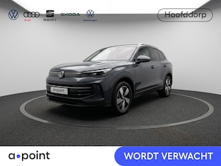 Volkswagen Tiguan 1.5 eHybrid Life Edition 204 pk Automaat (DSG) | Verlengde garantie | Navigatie | Parkeersensoren (Park assist) | Achteruitrijcamera | Stoelverwarming |