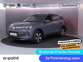 Volkswagen Tiguan 1.5 eHybrid Life Edition 204 pk Automaat (DSG) | Verlengde garantie | Navigatie | Parkeersensoren (Park assist) | Achteruitrijcamera | Stoelverwarming |