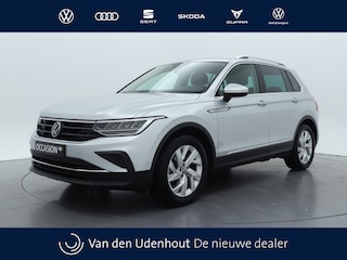 Volkswagen Tiguan 1.5 TSI 150pk Life Business DSG / Navigatie / Stoelverwarming / Camera / Trekhaak
