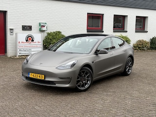Tesla Model 3 Long-Range RWD/ BTW auto/ SOH 93%/ Warmtepomp/ All season banden/ Panoramadak/ Stoel + stuur verwarming/ 1 Eigenaar/ Origineel NL/ NAP