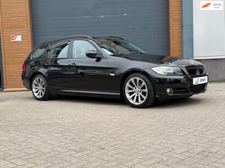 BMW 3-serie Touring 318i Business Line