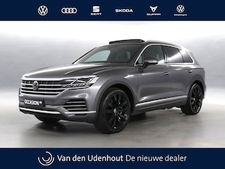 Volkswagen Touareg 3.0 TSI eHybrid 381pk PHEV 4MOTION Elegance / Panoramadak / Trekhaak / Stoelventilatie