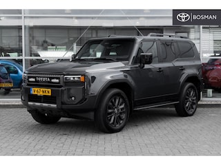 Toyota Land Cruiser 2.8 D-4D Standard Roof Window Van Professional