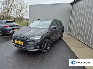 Skoda Karoq 1.5 TSI ACT Sportline Business 150Pk DSG?AUTO | Trekhaak | Glazen panoramadak | Cruise control adaptief | Stoelverwarming | Navigatie | Apple carplay Android auto |18"LMV
