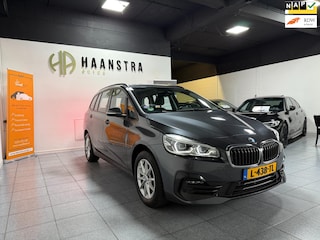 BMW 2-serie Tourer 218i Business Edition Autom Navigatie 1e eig, NL Auto! NAP