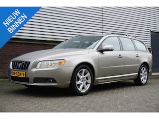 Volvo V70 2.4D 163PK Ocean Race/Leer/Trekhaak/Nette staat/ 17 Inch.LMV.