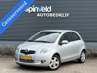 Toyota Yaris 1.3 VVTi Sol - Airco - Nieuwe APK - Carplay -