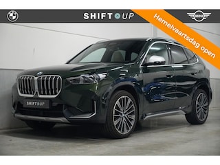 BMW X1 sDrive18i Panoramadak | Harman Kardon | Head Up | Stuurverwarming