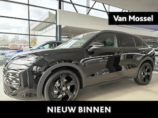 Volkswagen T-Roc 1.5 eTsi R-Line First Edition | 20 inch zwarte velgen | Panoramadak | IQ.light | Harman Kardon | elektrische achterklep | Adaptive cruise control | Sfeerverlichting | Apple carplay / android auto | Trekhaak | Navigatie |