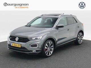 Volkswagen T-Roc 1.5 TSi 150 Pk Automaat Sport Business R-Line | Panoramadak | Adaptive Cruise | Climate Control | Stoelverwarming | Parkeersensoren | Bluetooth | Trekhaak | Navigatie | 19 Inch | 67.919 Km!!