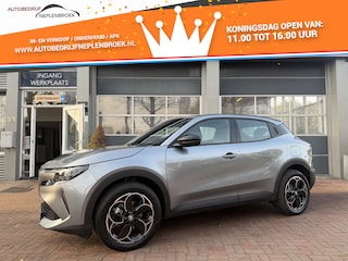 Alfa Romeo Junior Elettrica Speciale 54 kWh | ACC | Clima | LED  05-2025 10.537 KM