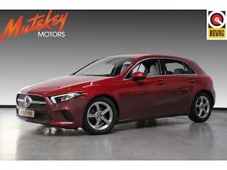 Mercedes-Benz A-klasse 180 Business Solution AMG | Leder | 1e eig