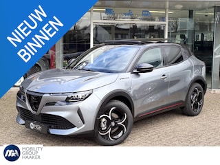 Alfa Romeo Junior 1.2 Turbo Hybrid Ibrida Speciale