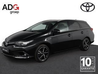 Toyota Auris 1.8 Hybrid Executive | Trekhaak | Parkeersensoren | Stoelverwarming | Cruise-Control | Panorama Dak |