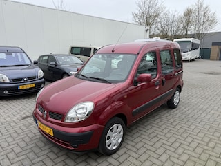 Renault Kangoo 1.6-16V Privilège Rolstoelauto - Airco - Bodemverlanging - Knielsysteem - Weinig Kilometers - NAP