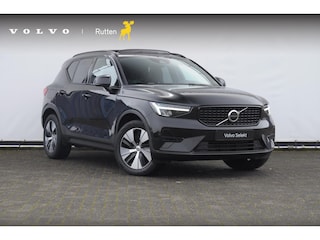 Volvo XC40 T4 211PK Automaat Plus Dark /  cruise control / Elektrische stoelen / Harman Kardon audio / Pilot assist / Stoel en stuur verwarming / Elektrische achterklep / Parkeersensoren met camera / Google infotainment