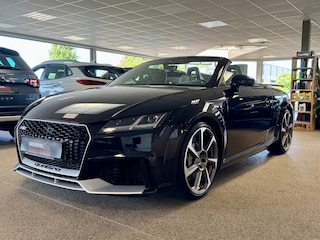 Audi TT TTRS Roadster 2.5 TFSI TTRS quattro Keramisch, RS-sportstoelen, Camera, PDC, Airscarf, 20"inch, Dealer onderhouden!