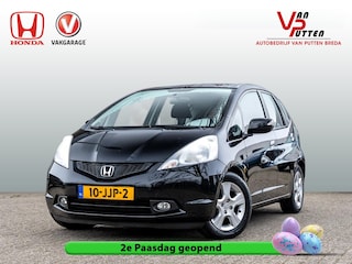 Honda Jazz 1.4 Elegance Automaat | NL Auto | Trekhaak | Stoelverwarming | Climate control | Nieuwe banden