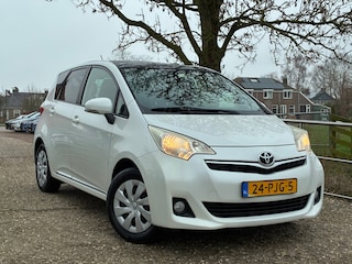 Toyota Verso-S 1.3 VVT-i Aspiration | Pano + Cruise + Clima nu € 3.975,-!!!