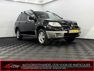 Mitsubishi Outlander Sport 2.0 Invite+ Inruilauto’s tegen vaste prijzen. Voor meer info: 0638140850 Bij de verkoop van gebruikte voertuigen door CD-Cars wordt geen standaard garantie verstrekt. De koper aanvaardt het voertuig in de staat waarin het zich bevindt op het moment van aankoop