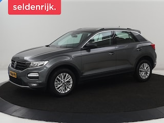 Volkswagen T-Roc 1.0 TSI Style Business | Adaptive cruise | Carplay | Navigatie | DAB | Climate control | Bluetooth | Parkeerhulp