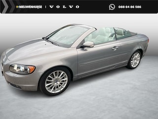 Volvo C70 Convertible 2.4i Summum | 12 maanden BOVAG garantie | Stoelverwarming | Elektrische stoel met geheugen | Parkeersensoren | Regensensor | Automatisch dimmende binnenspiegel | Afneembare Trekhaak
