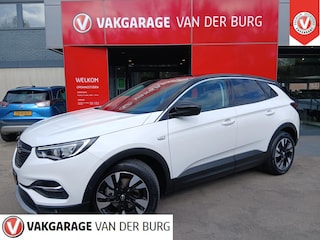 Opel Grandland X 1.2 Turbo Business Executive