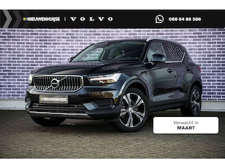 Volvo XC40 1.5 T4 Recharge Inscription | Trekhaak | Keyless entry en drive | Harman/Kardon | Elektrisch verstelbare voorstoelen | Dealeronderhouden | Parkeercamera | Panoramisch schuif/kanteldak