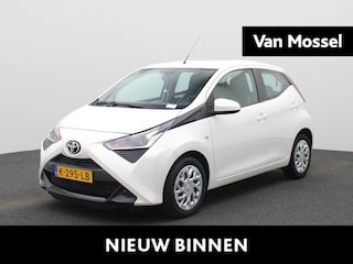 Toyota Aygo 1.0 VVT-i x-play | Navigatie | Airco | Camera | Bluetooth |