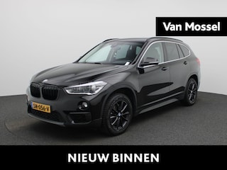 BMW X1 sDrive20i Executive AUTOMAAT | PANORAMADAK | NAVIGATIE | CAMERA | TREKHAAK