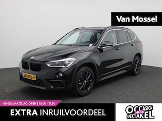 BMW X1 sDrive20i Executive AUTOMAAT | PANORAMADAK | NAVIGATIE | CAMERA | TREKHAAK
