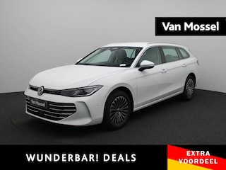 Volkswagen Passat Variant 1.5 eTSI Elegance Business | Direct leverbaar | LED Matrix koplampen | Achterklep elektrisch te openen | Keyless Access | Stoelverwarming | Stuurwielverwarming | Voorstoelen Ergo-Active