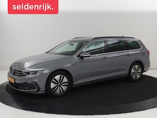 Volkswagen Passat 1.4 TSI PHEV GTE | Stoelverwarming | Trekhaak | Massage | Camera | Carplay | Keyless | Matrix LED | Navigatie | Adaptive cruise | Park Assist | Climate control | Plug In